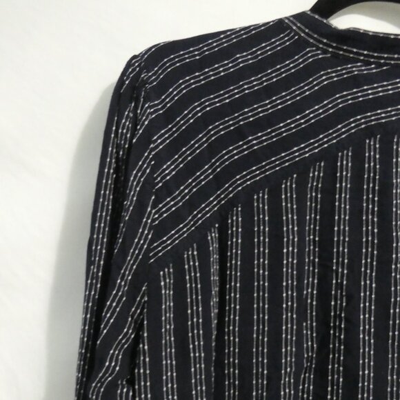 LOFT | large | Black Long Sleeve Button-Up Shirt | White Striped Stitching - Picture 9 of 14